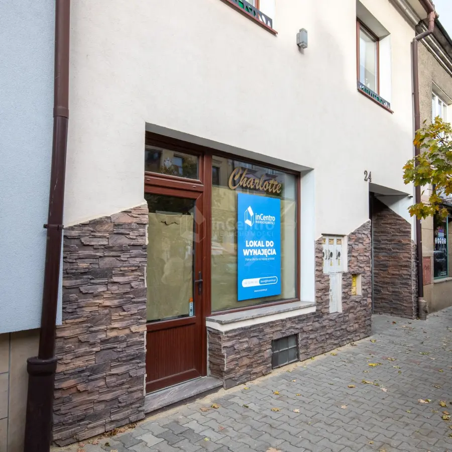 małopolskie, nowotarski, Nowy Targ, Kolejowa, Witrynowy lokal, 27m2. z łazienką. Kolejowa 24