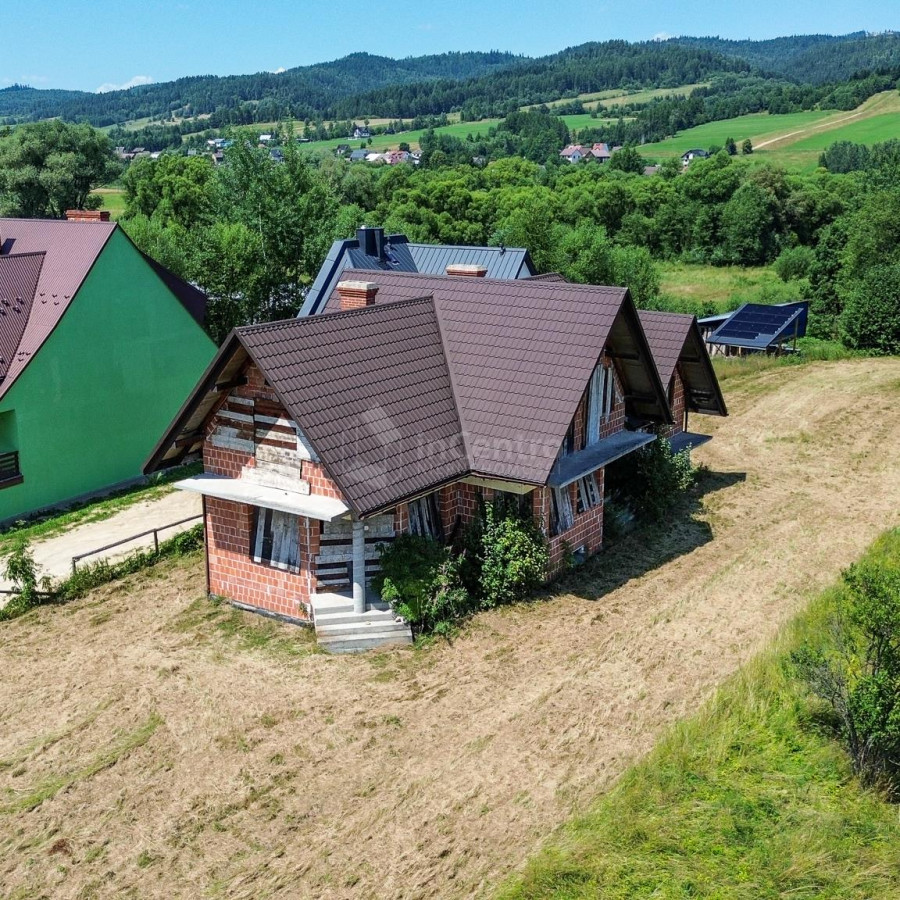 małopolskie, nowotarski, Nowy Targ, Ostrowsko, Pienińska, Dom w stanie surowym, duża działka. Ostrowsko.