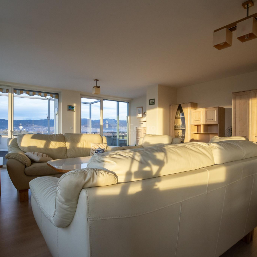 małopolskie, nowotarski, Nowy Targ, os. Polana Szaflarska, Przestronny apartament 116m2. z dużym tarasem.