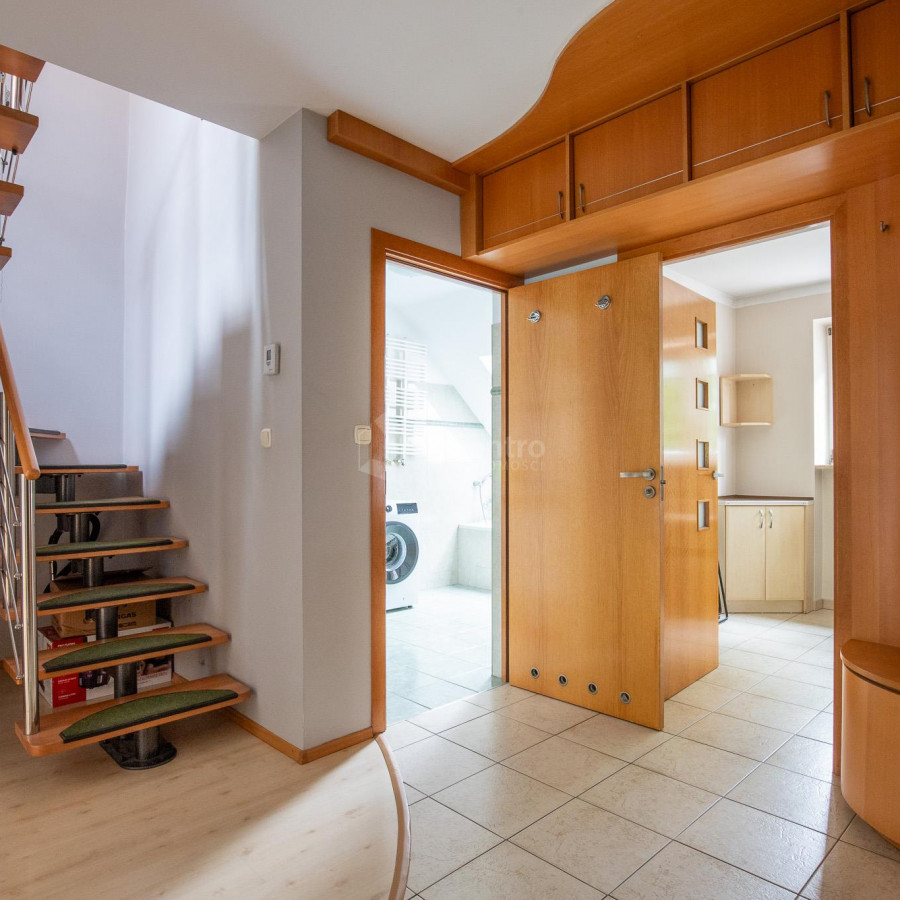 małopolskie, Krak&oacute;w, Dębniki, Obozowa, Zielone zacisze, dwupoziomowy apartament, garaż